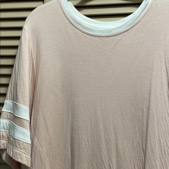 Faherty Light Pink and White Short Sleeve Tee - Picture 2 of 3